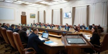 Компенсація за авто і доступніші протези: уряд розширив підтримку людей з інвалідністю