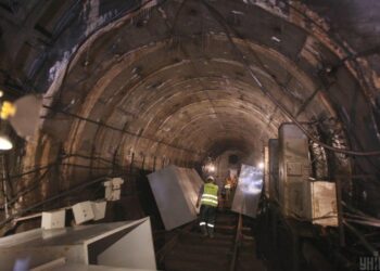 Метро на Виноградар знову відкладається: коли можуть запустити перші потяги