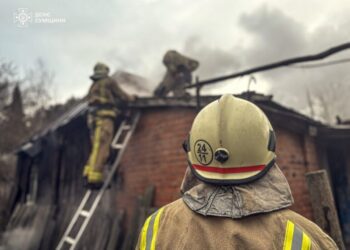 На Роменщині вогнеборці ліквідували загоряння житлового будинку