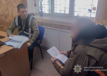 Незаконна порубка дерев у Конотопському районі: поліція повідомила про підозру зловмиснику