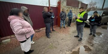 Незаконне зберігання боєприпасів і вибухових предметів: поліція Конотопщини повідомила про підозру чоловіку