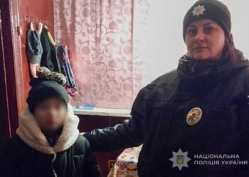 Поліцейські Конотопа оперативно розшукали 9-річну дівчинку
