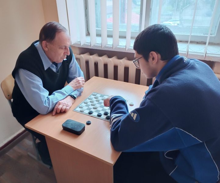 У Конотопі центр фізичного здоров’я населення «Спорт для всіх» організував турнір з шашок серед всіх бажаючих