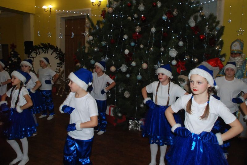 У Шостці відбулося урочисте відкриття ялинки