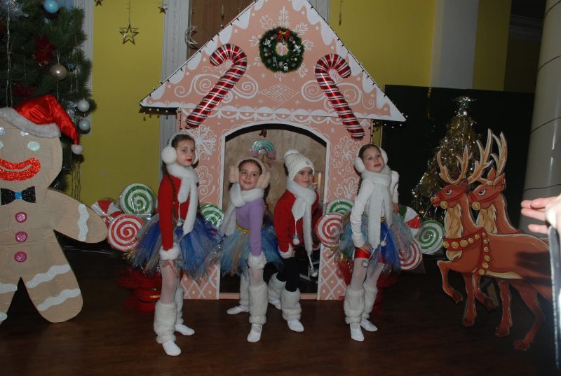 У Шостці відбулося урочисте відкриття ялинки