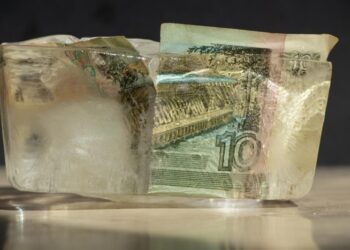 В ЄС мають недосконале рішення по репараційному кредиту для України: FT розкрила деталі