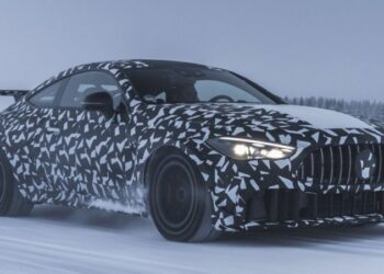 У мережу злили фото нового Mercedes-AMG з легендарним V8 під капотом