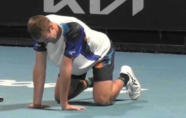 Проблеми з ногою зупинили Сачка в поєдинку Australian Open