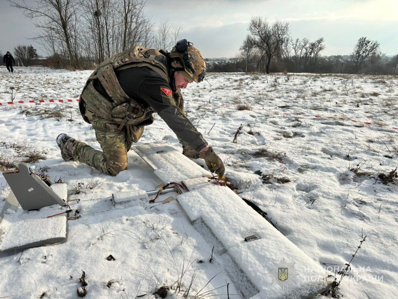 В Сумах вибухотехніки поліції знешкодили бойову частину російського безпілотника