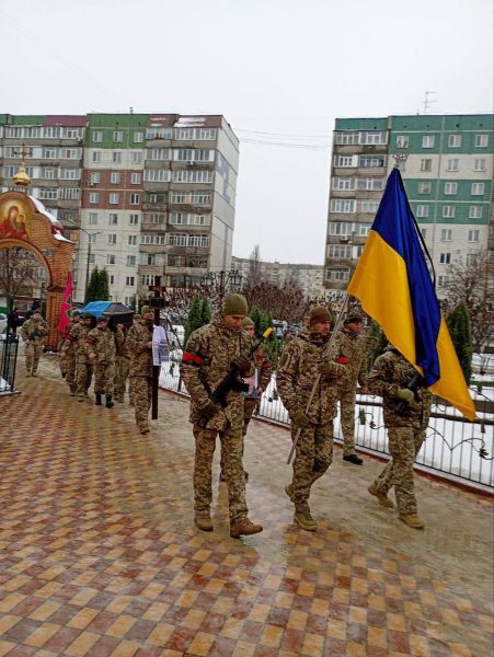Сьогодні Сумська громада попрощалася з двома захисниками України