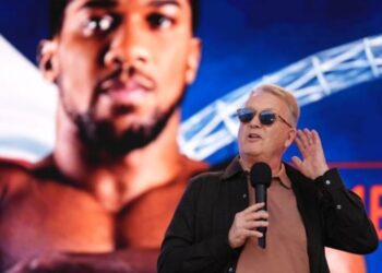 Проумотер не впевнений у поверненні Джошуа до боксу після ДТП