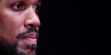 Ентоні Джошуа сумує через утрату своїх тренерів у ДТП