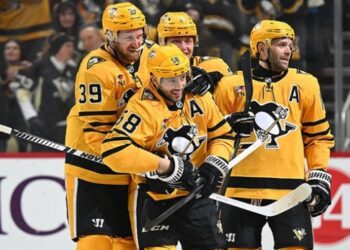 НХЛ: Монреаль зупинив переможну ходу Кароліни