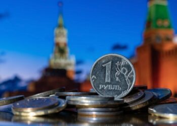 Військовий бюджет РФ “тріщить” на тлі мирних перемов – ЗМІ