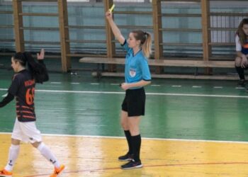 Арбітриню з Сум номінували на звання кращого в світі футбольного судді