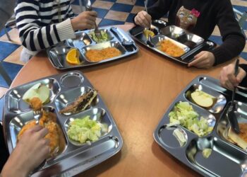 Безоплатне харчування школярів у Ромнах продовжать до кінця 2026 року