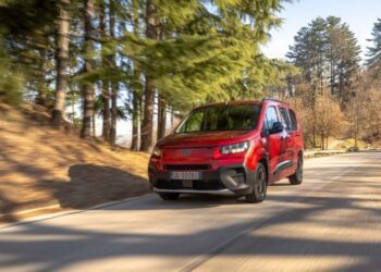 Fiat повернув до життя відомий в Україні сімейний мінівен