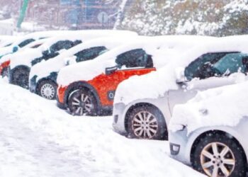 Водіїв попередили про ускладнення ситуації на дорогах