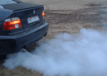 Скільки прогрівати авто взимку: пояснення механіків