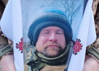 Сьогодні Сумська громада попрощалася із захисником України