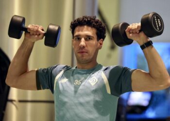 ФОТО. Зимові збори у Туреччині. Як Динамо займалося у тренажерному залі