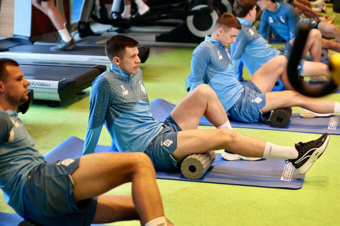 ФОТО. Зимові збори у Туреччині. Як Динамо займалося у тренажерному залі