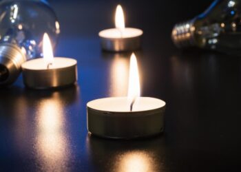 Графіки відключень на 2 січня: коли не буде світла в п’ятницю