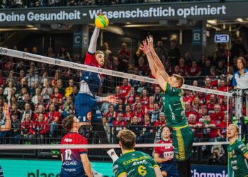 Команда українця перемогла з сухим рахунком і зберегла лідерство в ЛЧ