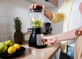 Леза кавомолки або блендера можна заточити за 1 хвилину: потрібно перемолоти один продукт