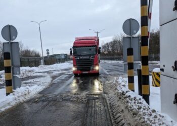На кордоні з Молдовою зупиняли пропуск транспорту: що відомо