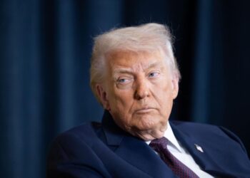 “На нас чекає кривава бійня”: сенатор-республіканець вщент розніс мита Трампа, – Axios