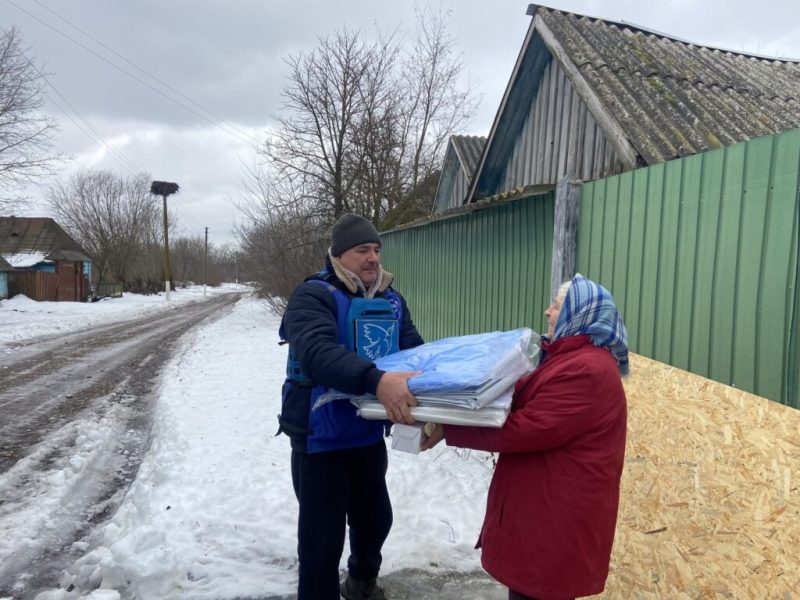Прикордоння Конотопщини знову під ворожим вогнем: волонтери Гуманітарної&nbsp; місії &laquo;Проліска&raquo; допомогли постраждалим від війни домогосподарствам