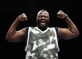 Промоутер Баколе висловився про майбутнє Мартіна: “Ми засмучені”