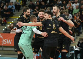 Проєкт Семенюка здобув перемогу з камбеком і очолив таблицю ПлюсЛіги