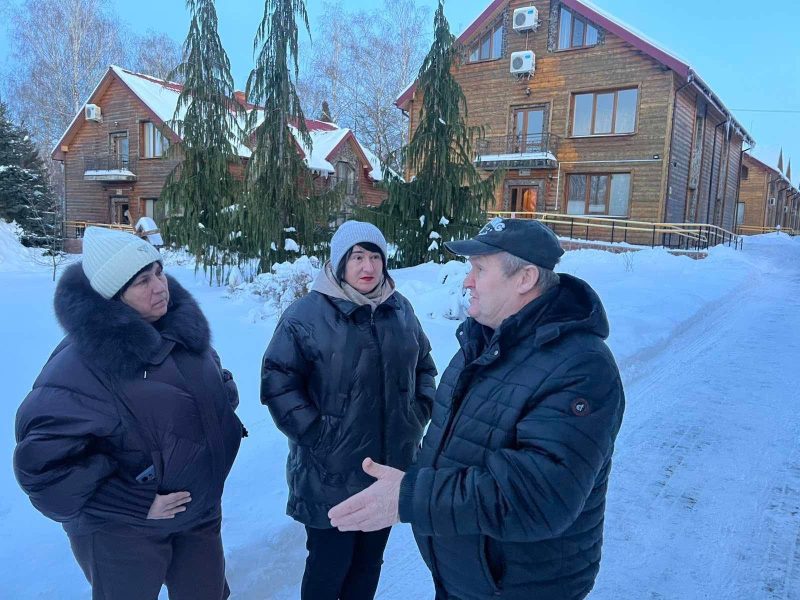 Шосткинські волонтери навідалися в &ldquo;Модричі&rdquo; до пораненого Віталія Шумея