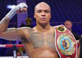 У команді Дюбуа заговорили про поєдинок із Вордлі: “Ми можемо зробити це дуже швидко”