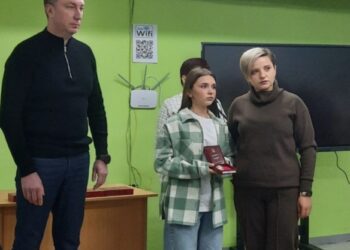 У Шостці родинам полеглих захисників вручили державні нагороди