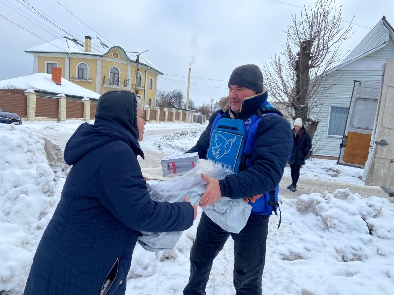 У Шостці жителі 13 домогосподарств, які постраждали від нічного удару по місту, отримали допомогу від “Проліска”