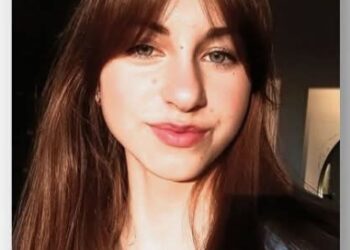 Учениця школи №10 Кіра Рось — призерка обласної олімпіади з інформаційних технологій