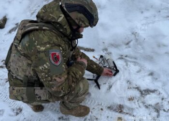 Вибухотехніки поліції розмінували російський квадрокоптер з уламковим боєприпасом