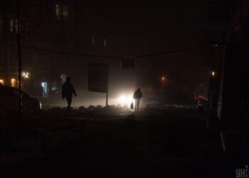 “Відбудемось легким переляком”: ексочільник “Укренерго” про масовий сбій в енергосистемі