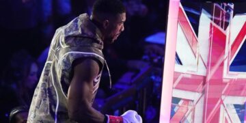 Водієві автомобіля, в якому Джошуа потрапив в аварію, висунули звинувачення