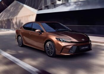 Зразкова довговічність: досвідчений механік порекомендував дуже надійний японський седан