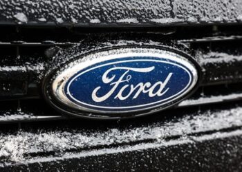 У Ford попередили про подорожчання авто через дефіцит комп’ютерної пам’яті