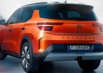 Найдешевший кросовер Opel показали в особливому вигляді (ФОТО)