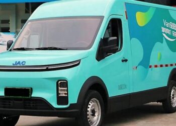 В Україні з’явився недорогий електричний фургон за $26 тисяч (ФОТО)