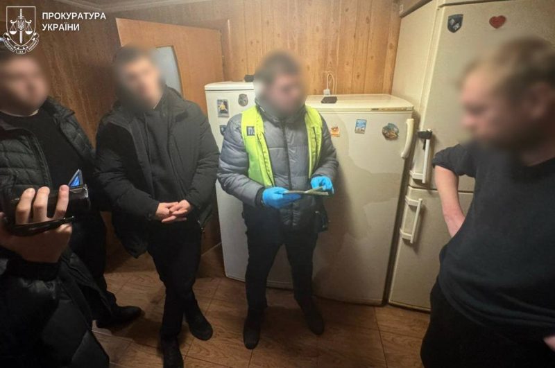 Викрито хакера та підприємця, які викрали з рахунків сумської медичної установи майже 5 млн грн