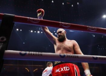 Ф’юрі зізнався, хто відмовляв його від повернення на ринг