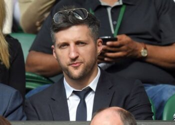 Колишній чемпіон висловився про фаворита бою Вордлі – Дюбуа