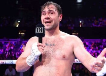 Дейв Аллен націлений на бій із Чжилеєм